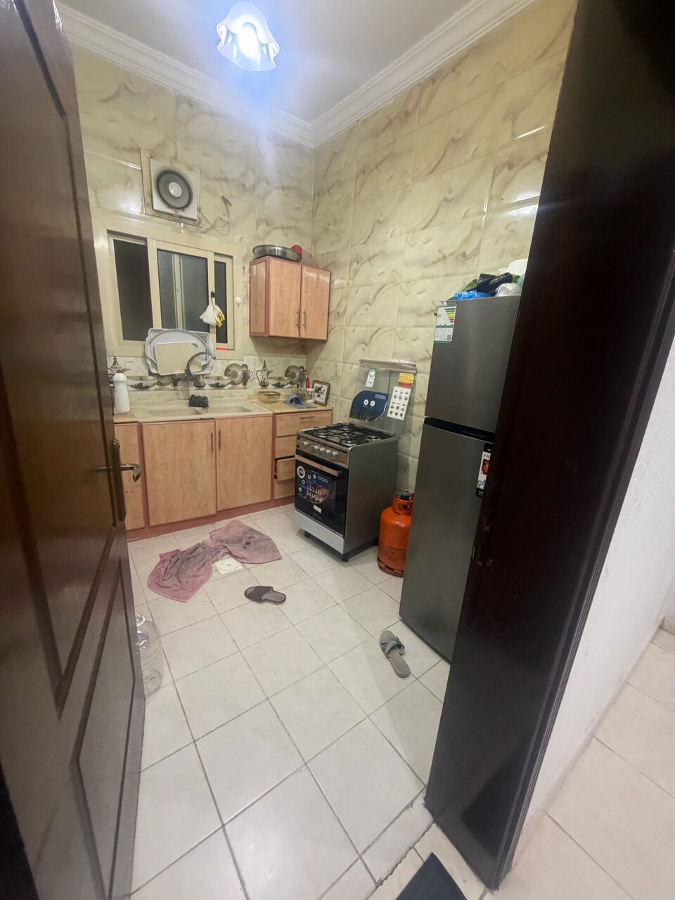 Jeddah, Apartments, Flats, Houses & Villas, SAR 1250/month,  Furnished,  3 BR,  3Bhk Flat Sharing One Room With Attached Bath