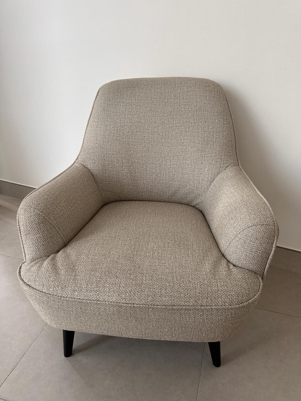 Jeddah, Furniture, SAR 450,  Fabric Accent Chair (HomeBox)