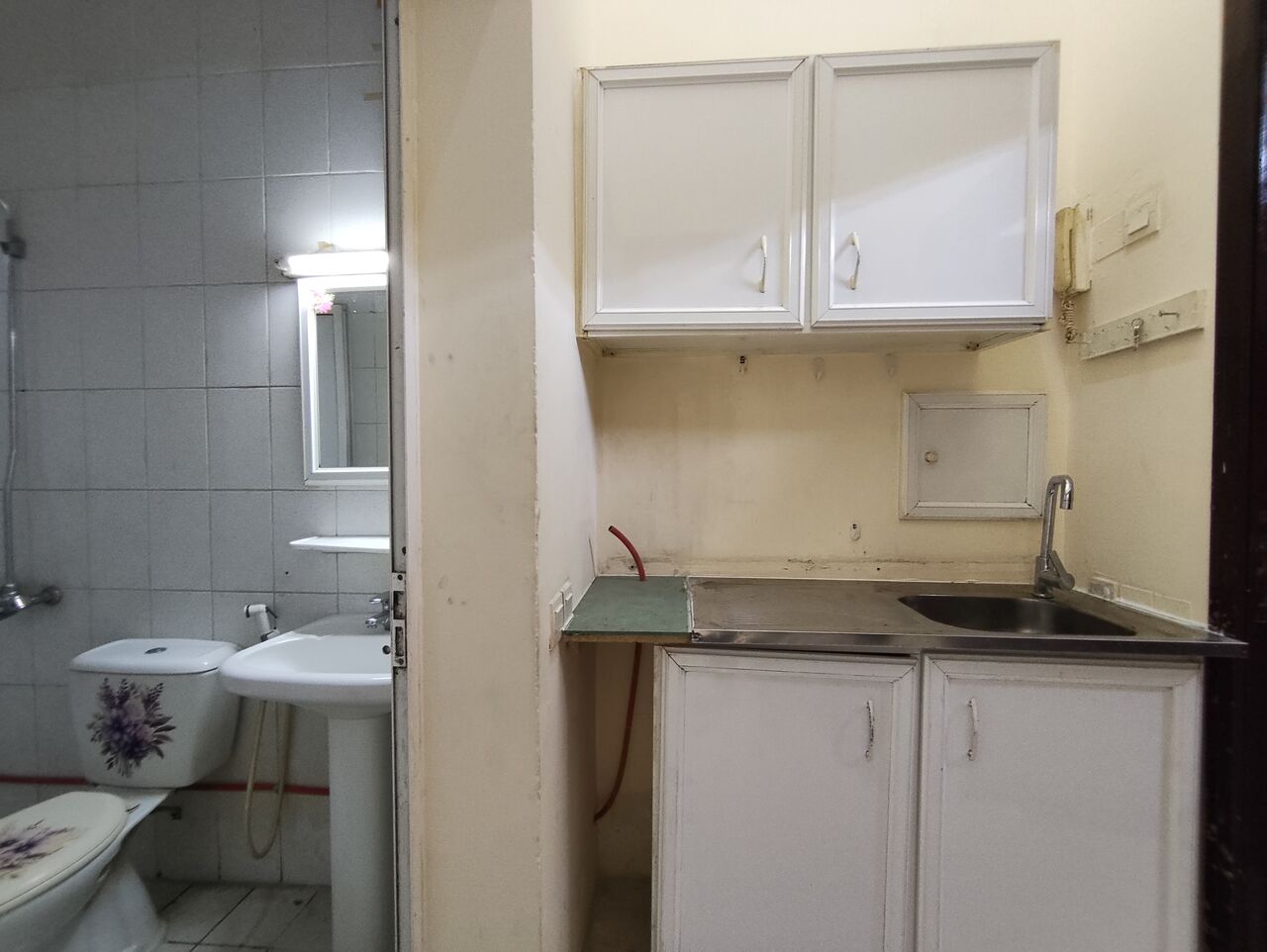 Segaya, Apartments, Flats, Houses & Villas, BHD 75/year,  1 BR,  Sagaya:- Groundfloor Studio Flat On Rent With Ac..