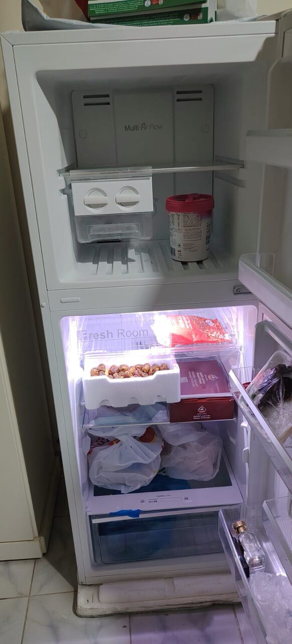 Dammam, Electronics, SAR 900,  Selling Fridge