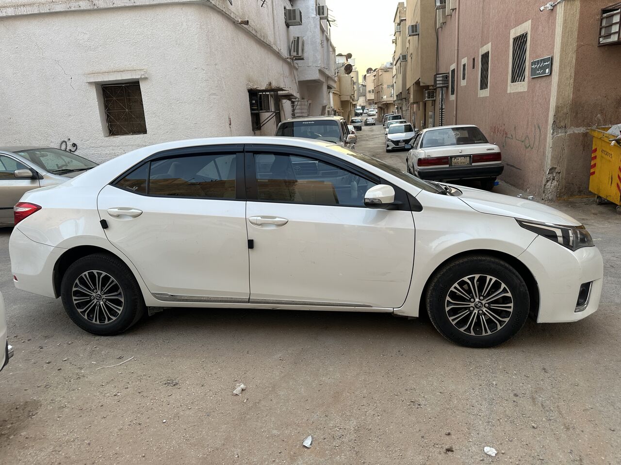 Riyadh, Vehicles, Cars & Trucks , SAR 41000,  Toyota Corolla,  2015,  Automatic,  183600 KM,    Mid Option 1.6 XLI