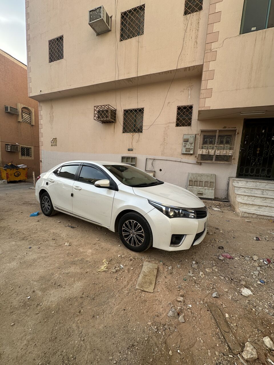 Riyadh, Vehicles, Cars & Trucks , SAR 41000,  Toyota Corolla,  2015,  Automatic,  183600 KM,    Mid Option 1.6 XLI