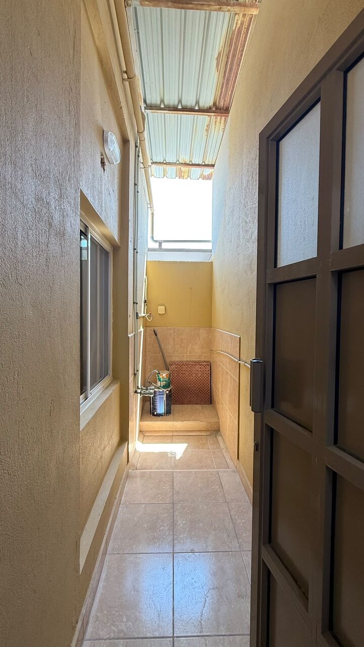 Manama, Apartments, Flats, Houses & Villas, BHD 210/month,  2 BR,  Flat For Rent With Ewa