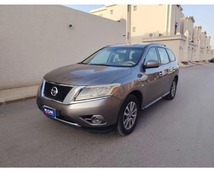Riyadh, Vehicles, Cars & Trucks , SAR 27000,  Nissan Pathfinder,  2014,  Automatic,  302000 KM,