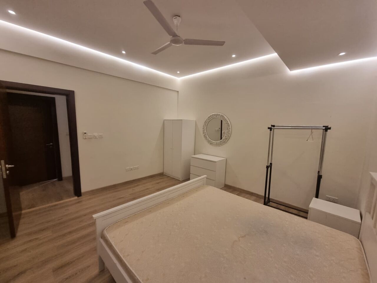 Amwaj Islands, Villas, BHD 550,  Furnished,  220 Sq. Meter,  Beautiful 3 Bedrooms + Maid Room Fully Furnished Villa In Diyar Al Muharraq