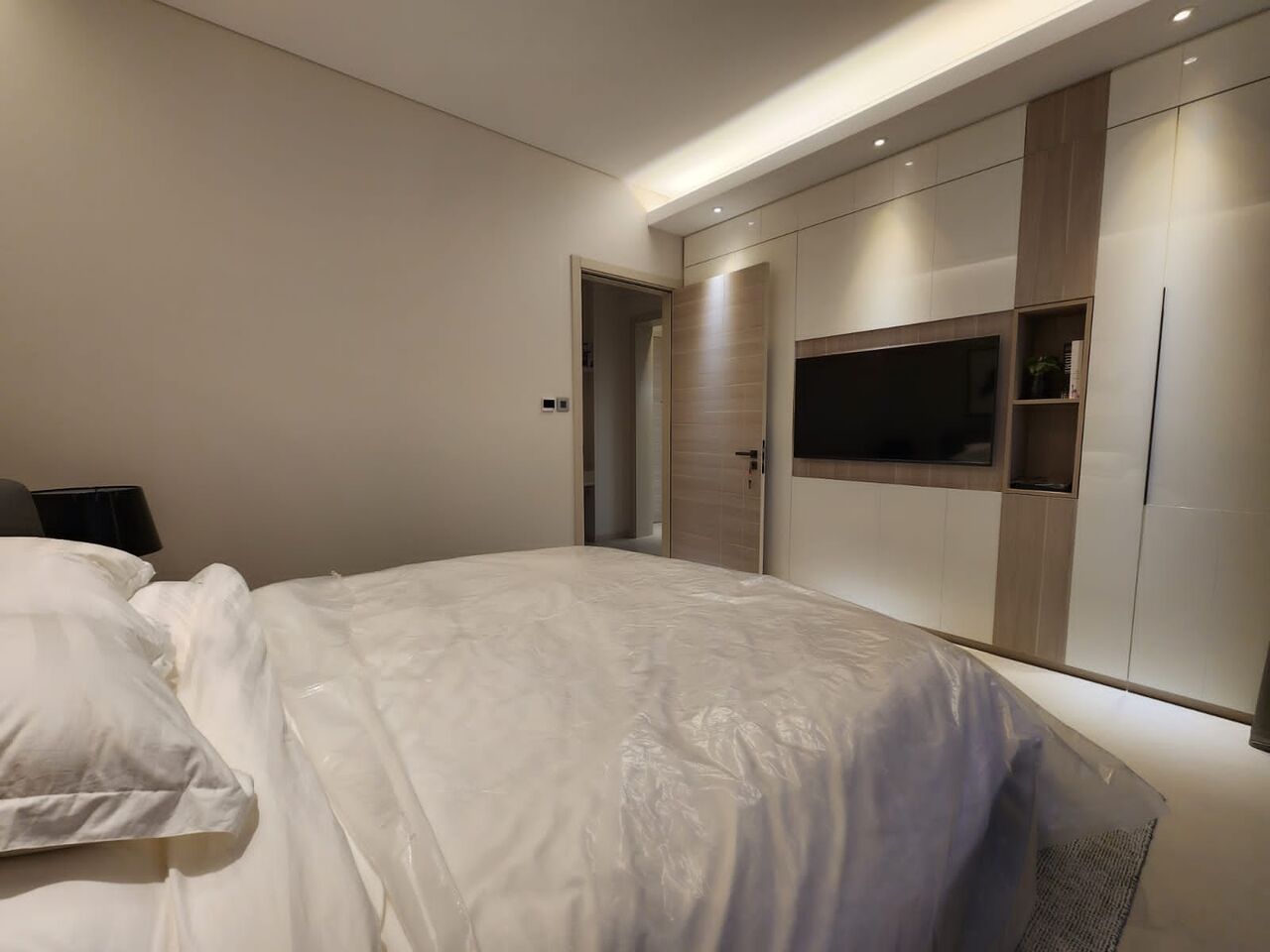 Juffair, Apartments, Flats, Houses & Villas, BHD 425/month,  Furnished,  1 BR,  70 Sq. Meter,  Luxury Style 1 BR FF Apartment For Rent Fontana Infinity