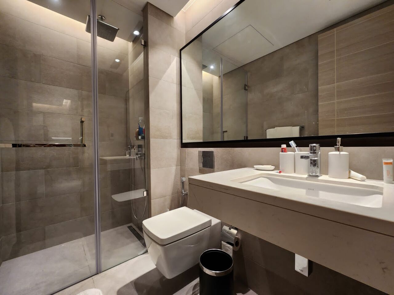 Juffair, Apartments, Flats, Houses & Villas, BHD 425/month,  Furnished,  1 BR,  70 Sq. Meter,  Luxury Style 1 BR FF Apartment For Rent Fontana Infinity