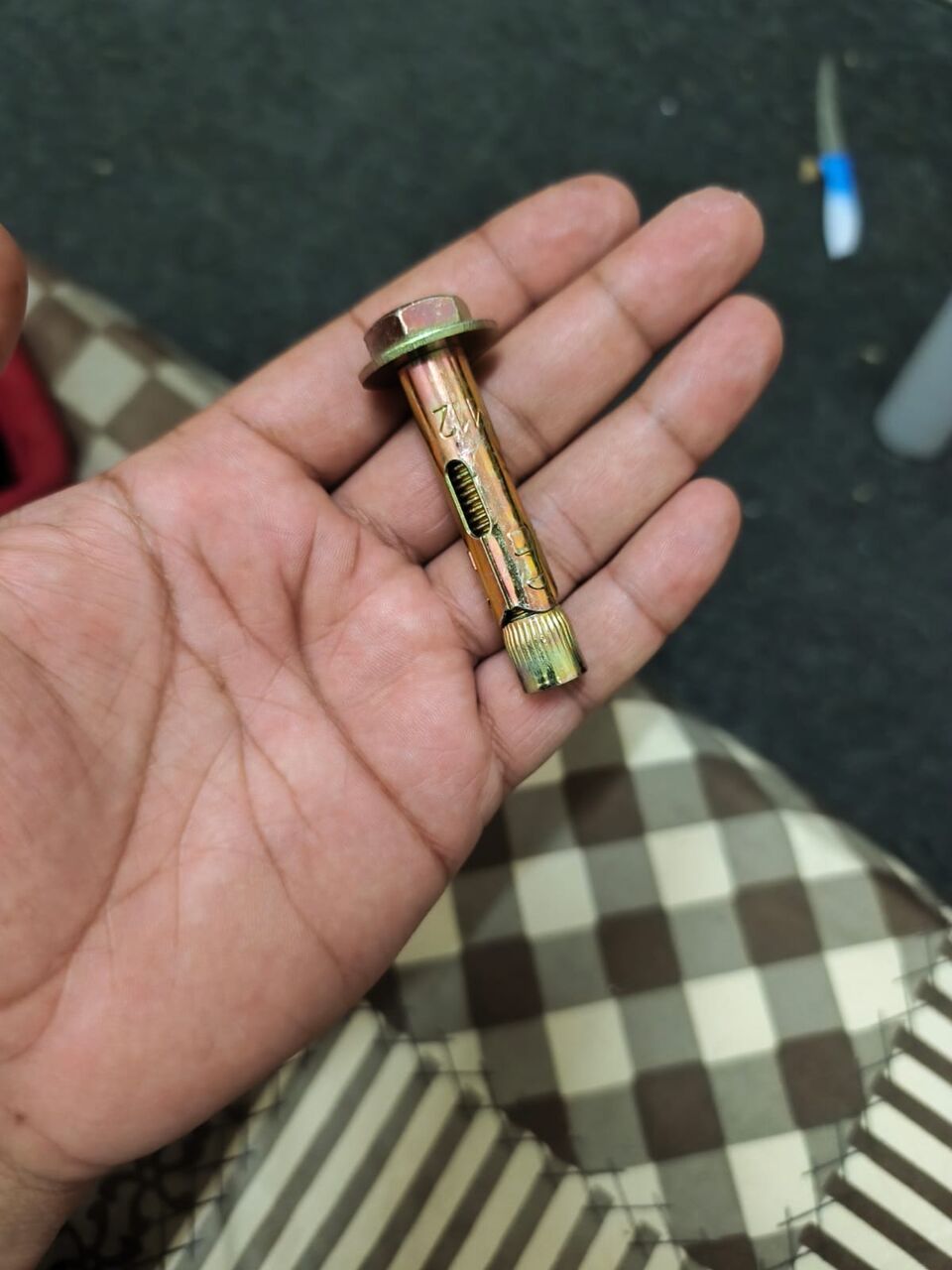 Thuqbah, Auto Parts, SAR 30,  M10 X 60mm Sleeve Anchor Bolts