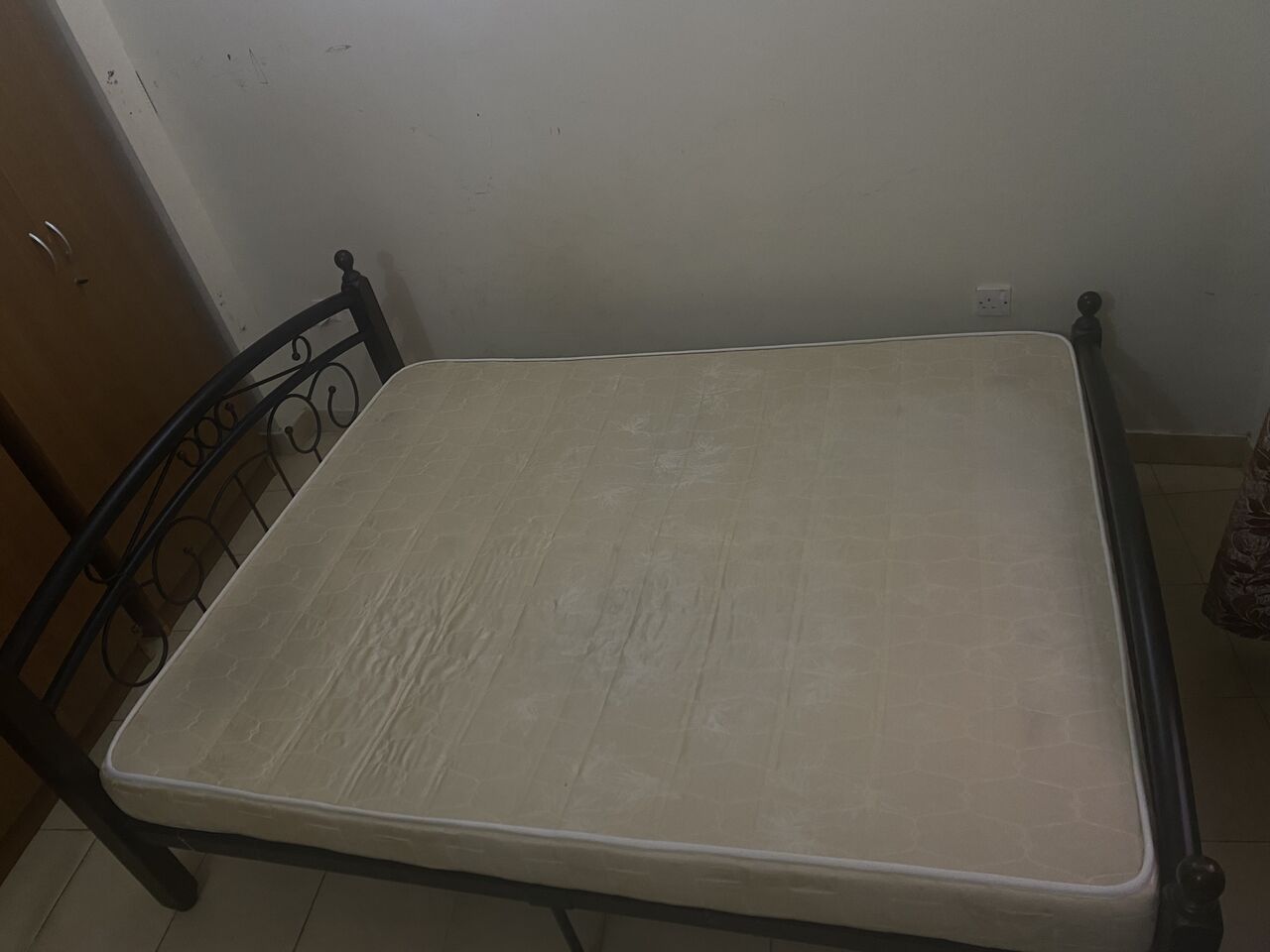 Manama, Furniture, BHD 30,  Double Bed