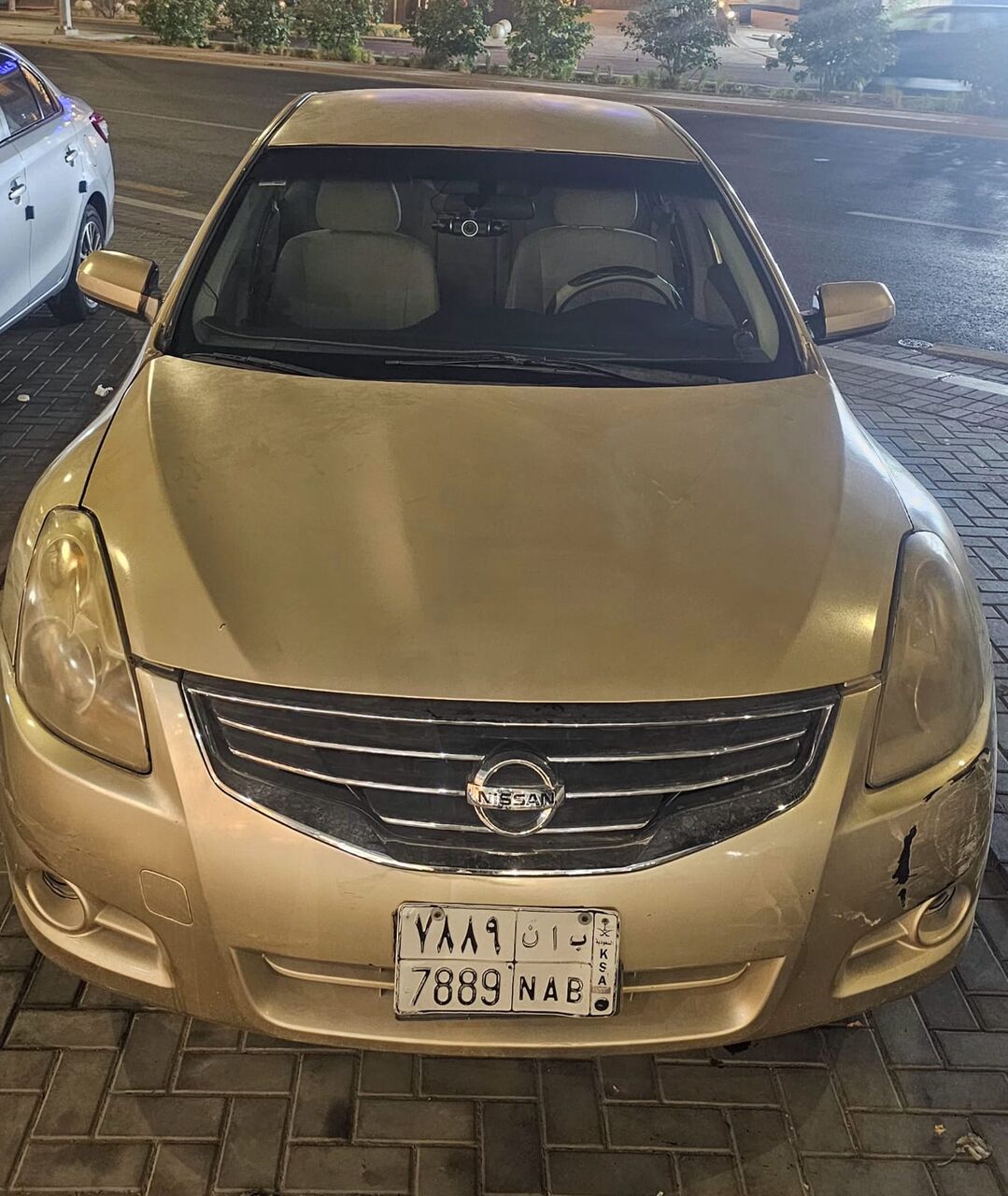 Jeddah, Vehicles, Cars & Trucks , SAR 15000,  Nissan Altima,  2010,  Automatic,  247 KM,