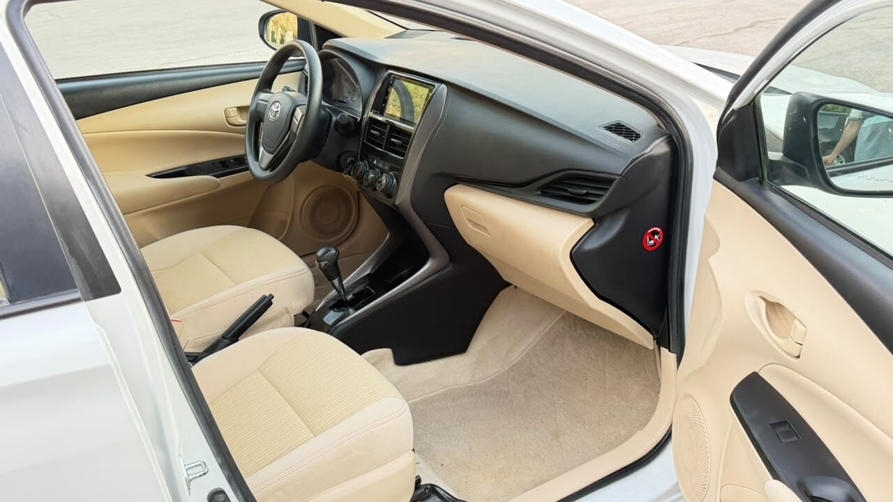 Riyadh, Vehicles, Cars & Trucks , SAR 39000,  Toyota Yaris,  2022,  Automatic,  100000 KM,