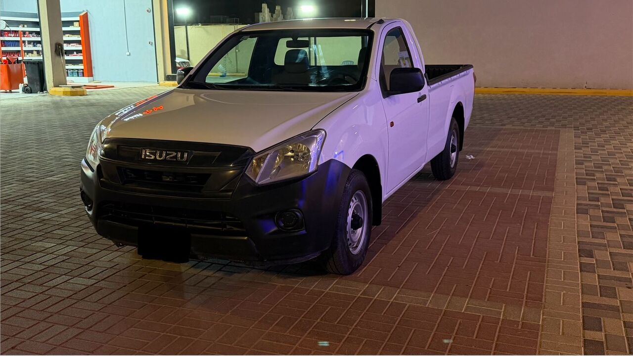 Riyadh, Vehicles, Cars & Trucks , SAR 65000,  Isuzu D-MAX,  2022,  Manual,  22000 KM,  Isuzu Pickup Truck With A Single Cab