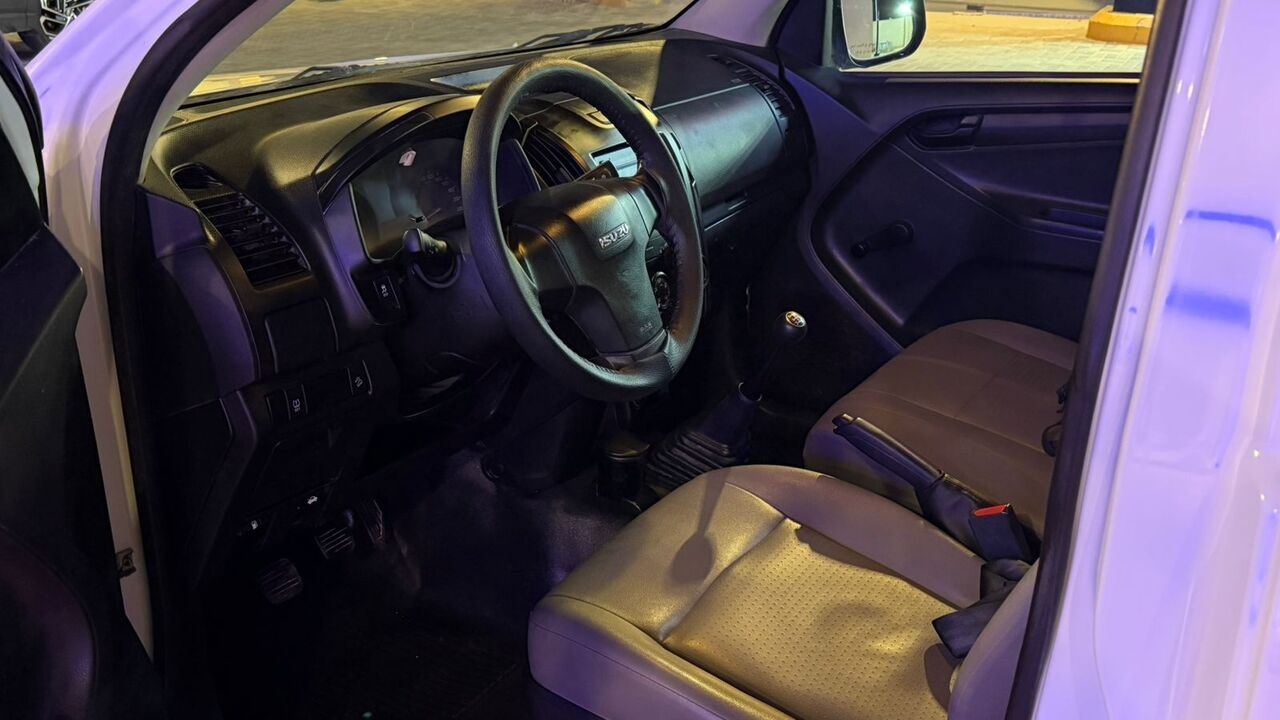 Riyadh, Vehicles, Cars & Trucks , SAR 65000,  Isuzu D-MAX,  2022,  Manual,  22000 KM,  Isuzu Pickup Truck With A Single Cab
