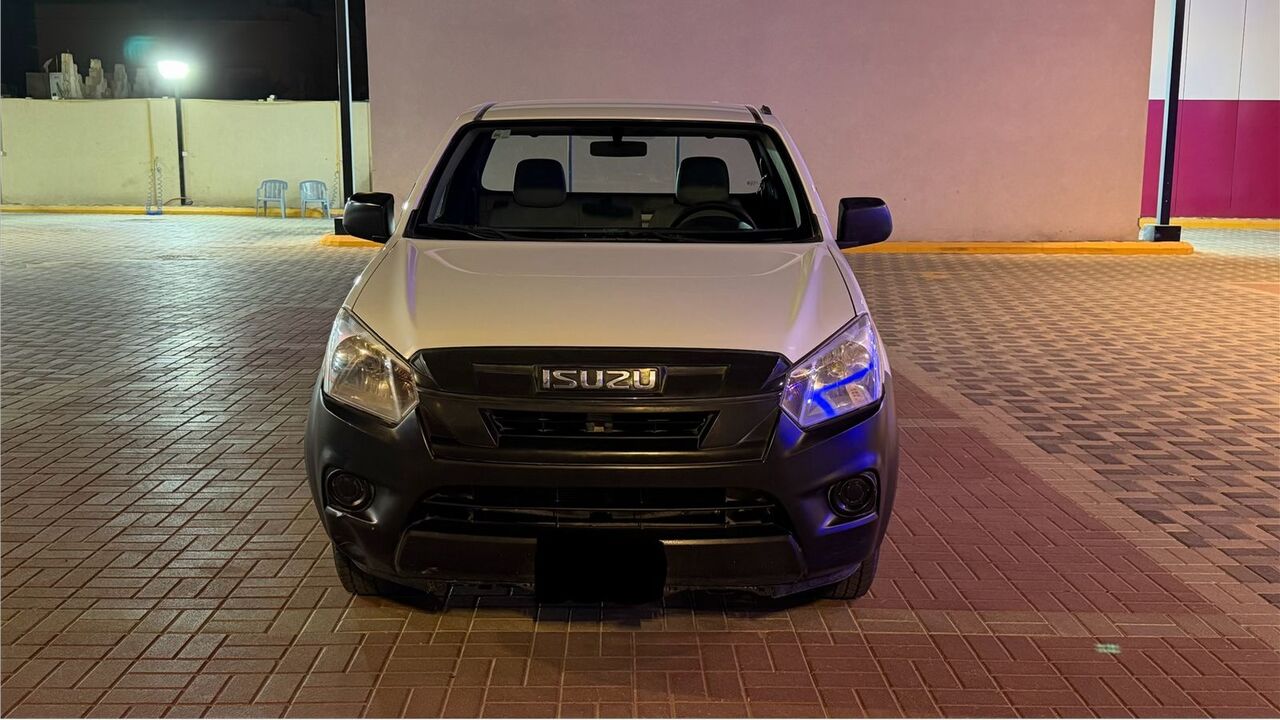 Riyadh, Vehicles, Cars & Trucks , SAR 65000,  Isuzu D-MAX,  2022,  Manual,  22000 KM,  Isuzu Pickup Truck With A Single Cab