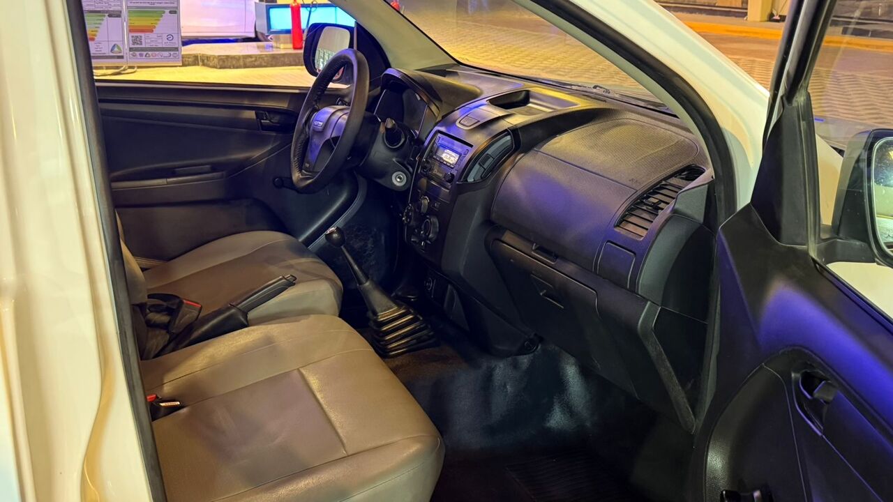 Riyadh, Vehicles, Cars & Trucks , SAR 65000,  Isuzu D-MAX,  2022,  Manual,  22000 KM,  Isuzu Pickup Truck With A Single Cab