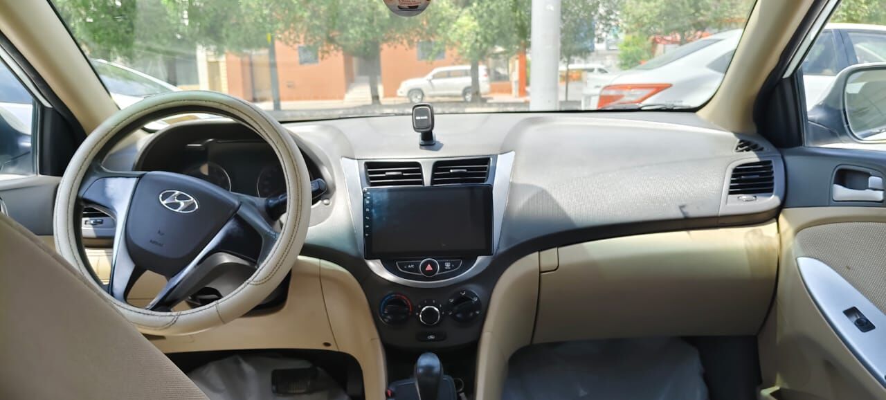 Hara, Vehicles, Cars & Trucks , SAR 15000,  Hyundai Accent,  2013,  Automatic,  200000 KM,  15000 Sr ( )