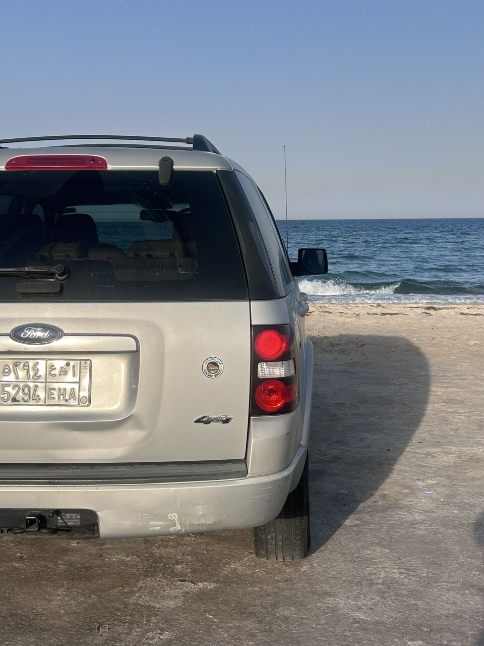 Dammam, Vehicles, Cars & Trucks , SAR 18000,  Ford Explorer,  2009,  Automatic,  300000 KM,  Selling Car Urgently Low Cost