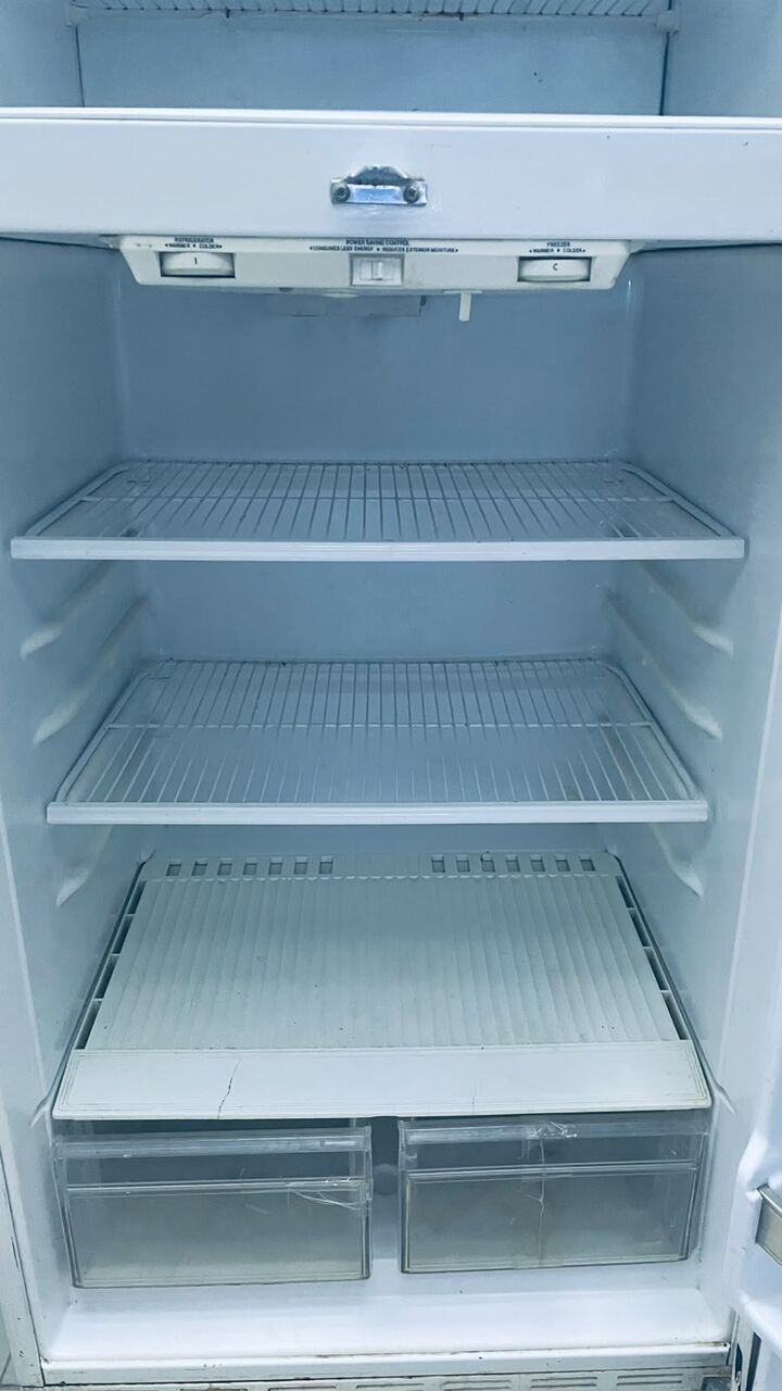 Al Jaradiyah, Appliances, SAR 200,  Gibson Refrigerator For Sale - Only Whatsapp No Calls