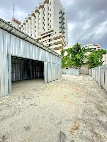 Bangkok, Villas, THB 12997,  126 Sq. Feet,  With Warehouse, Phra Pathom Chedi 1.16 Km., Land For Rent 126 Sq M., Near Sanam Chandra