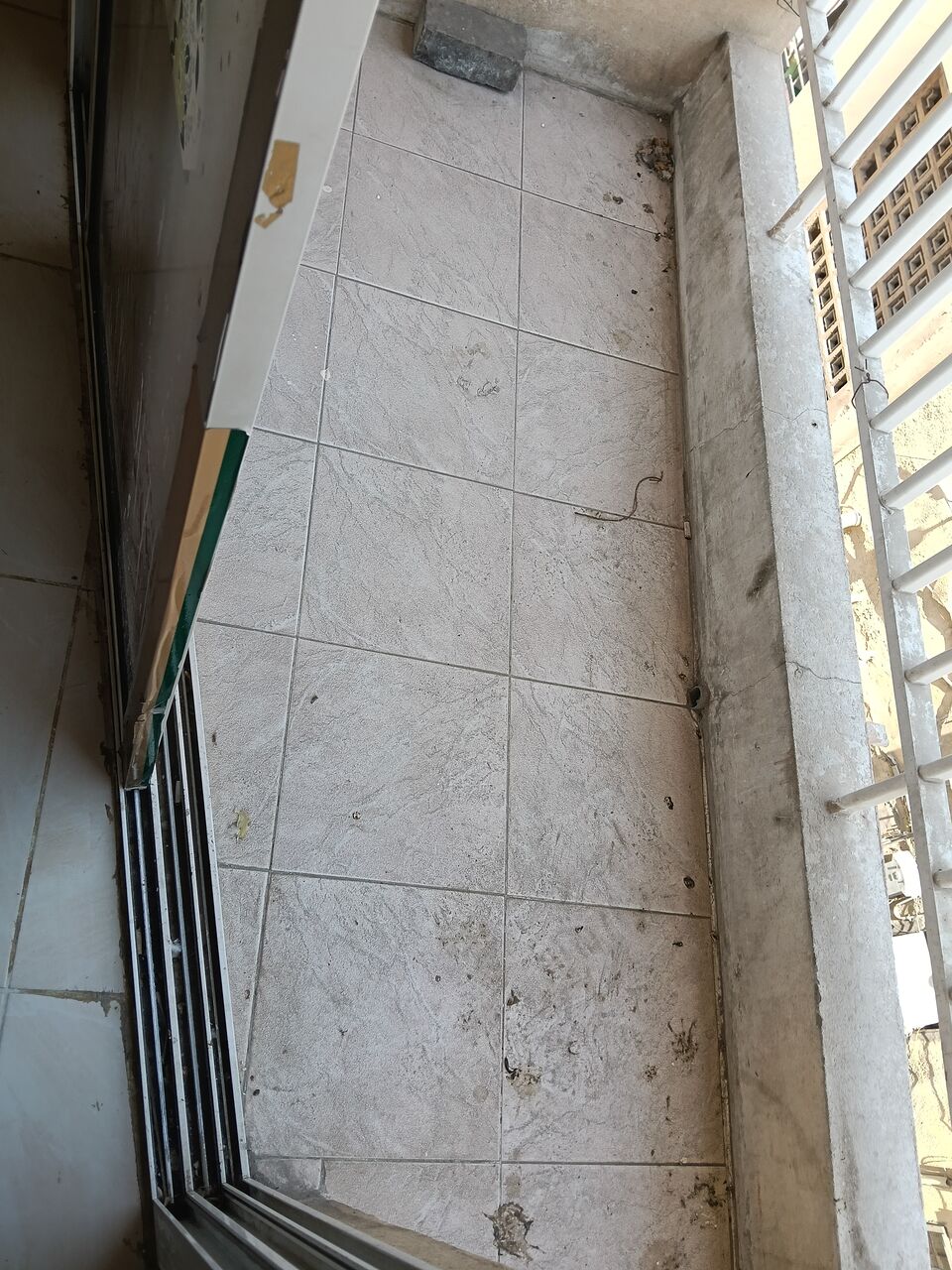 Gudaibiya, Apartments, Flats, Houses & Villas, BHD 140/month,  2 BR,  2 Bedroom Unfurnished Flat For Rent Without Ewa