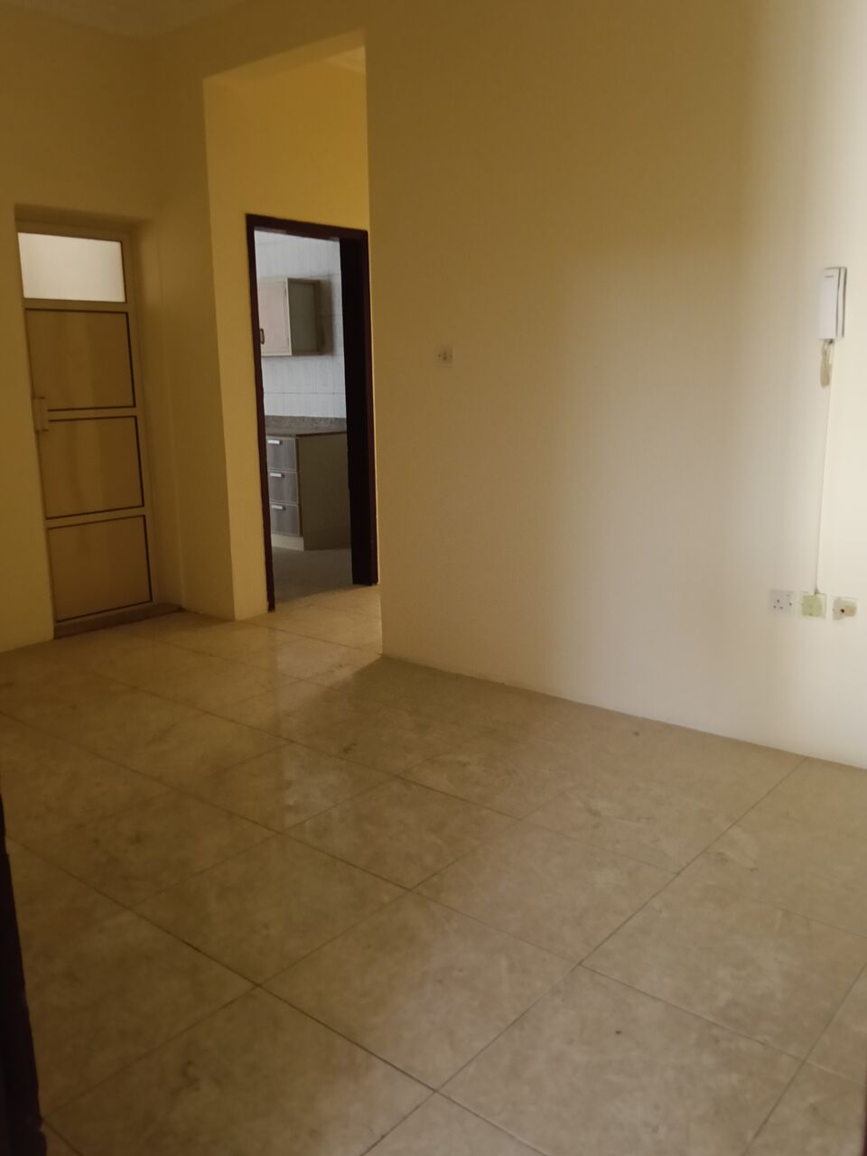 Gudaibiya, Apartments, Flats, Houses & Villas, BHD 150/month,  2 BR,  2 Bedroom Unfurnished Flat For Rent Without Ewa