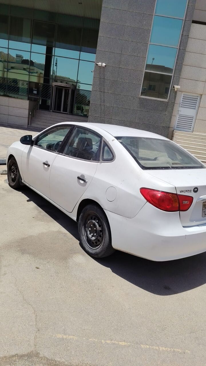 Al Batha, Vehicles, Cars & Trucks , SAR 10000,  Hyundai Elantra,  2011,  Manual,  277917 KM,   For Sale