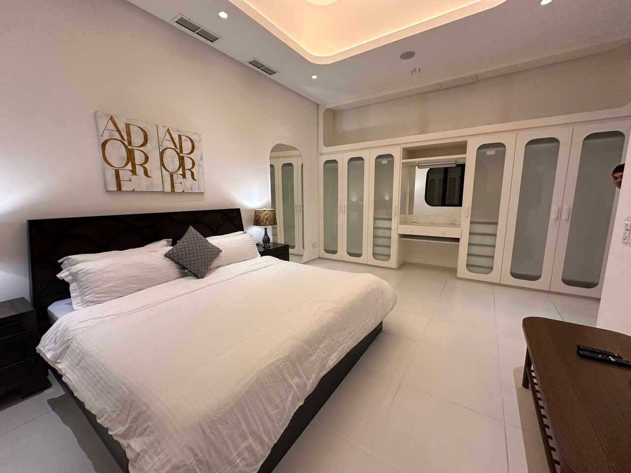 Salwa, Apartments, Flats, Houses & Villas, KWD 750/month,  3 BR,  180 Sq. Meter,  New Modern And Chic Furnished 3-Bedroom Apartment