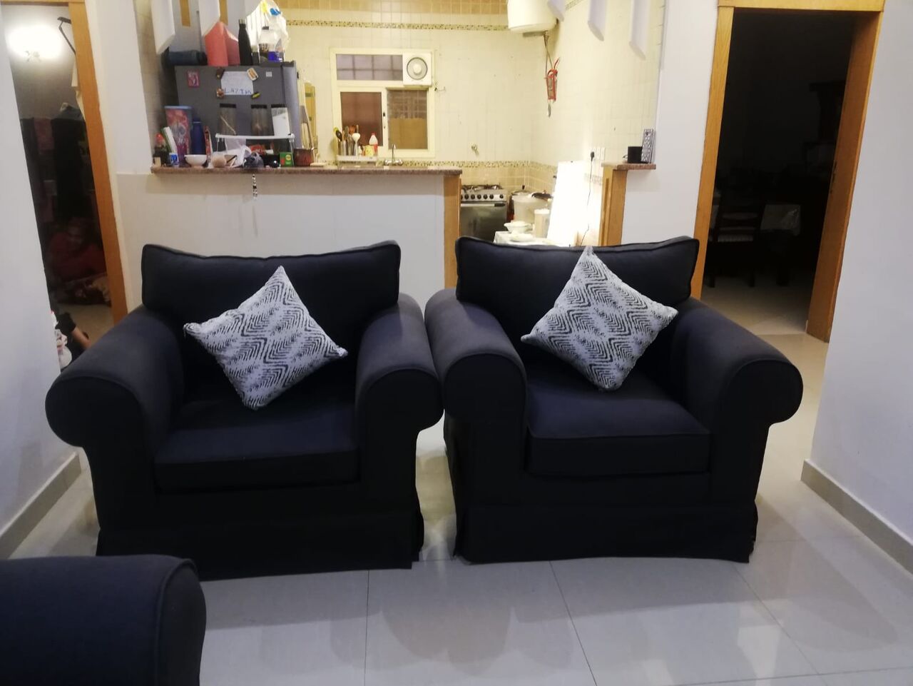 Al Yarmouk, Furniture, SAR 800,  7-Seater Sofa Set - FOr Sale
