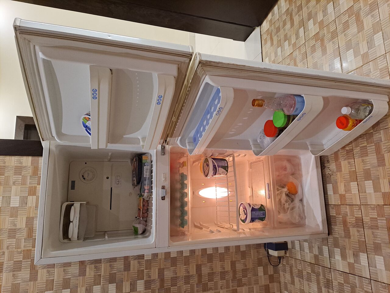 Riyadh, Appliances, SAR 750,  LG Double Door Fridge, Gas Cylinder, Panasonic 32" LCD TV