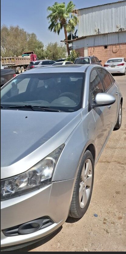 Riyadh, Vehicles, Cars & Trucks , SAR 10000,  Chevrolet Cruze LT,  2010,  Automatic,  153346 KM,   Urgent Seal