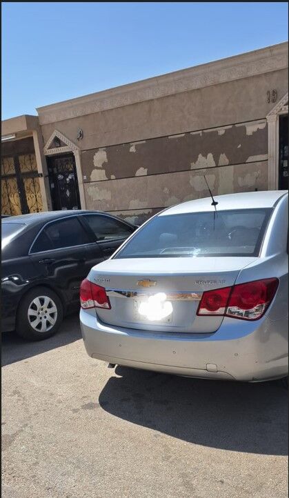 Riyadh, Vehicles, Cars & Trucks , SAR 10000,  Chevrolet Cruze LT,  2010,  Automatic,  153346 KM,   Urgent Seal