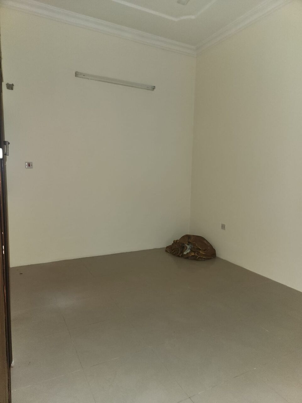 Manama, Apartments, Flats, Houses & Villas, BHD 110/month,  Furnished,  1 BR,  Room For Rent For Ladies @110