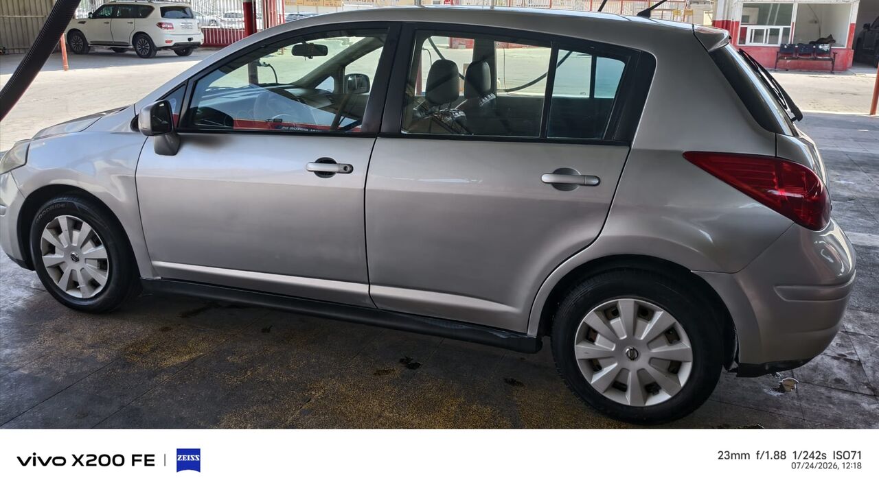 Salmaniya, Vehicles, Cars & Trucks , BHD 1300,  Nissan Tiida Hatchback,  2011,  Automatic,  155033 KM,  Nissan Tida  For Sale