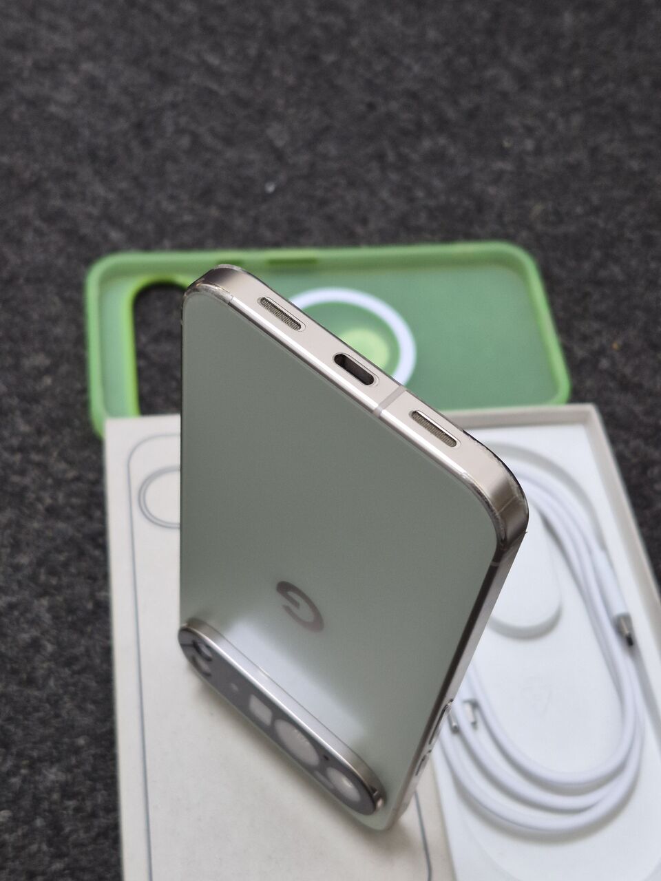 Olaya, Mobile Phones, SAR 3650,  Google Pixel 10 Pro XL Jade Green 16gb 256gb