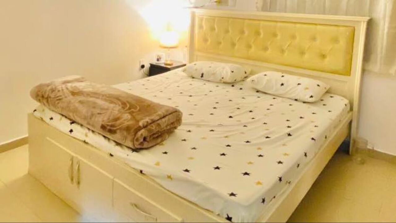 Dammam, Furniture, SAR 200,  King Size Mattress (180 X 200 Cm)