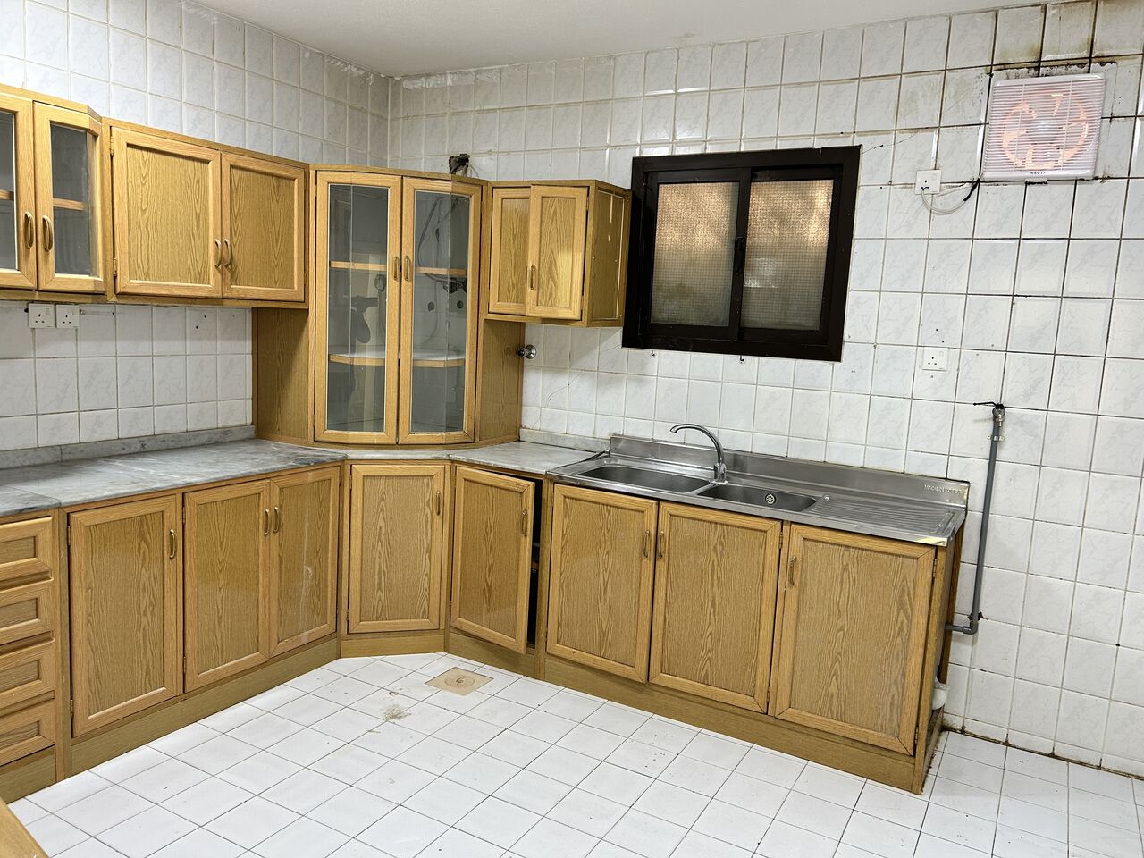 Al Malaz, Apartments, Flats, Houses & Villas, 30k Yearly 2bhk Ground Floor @malaz