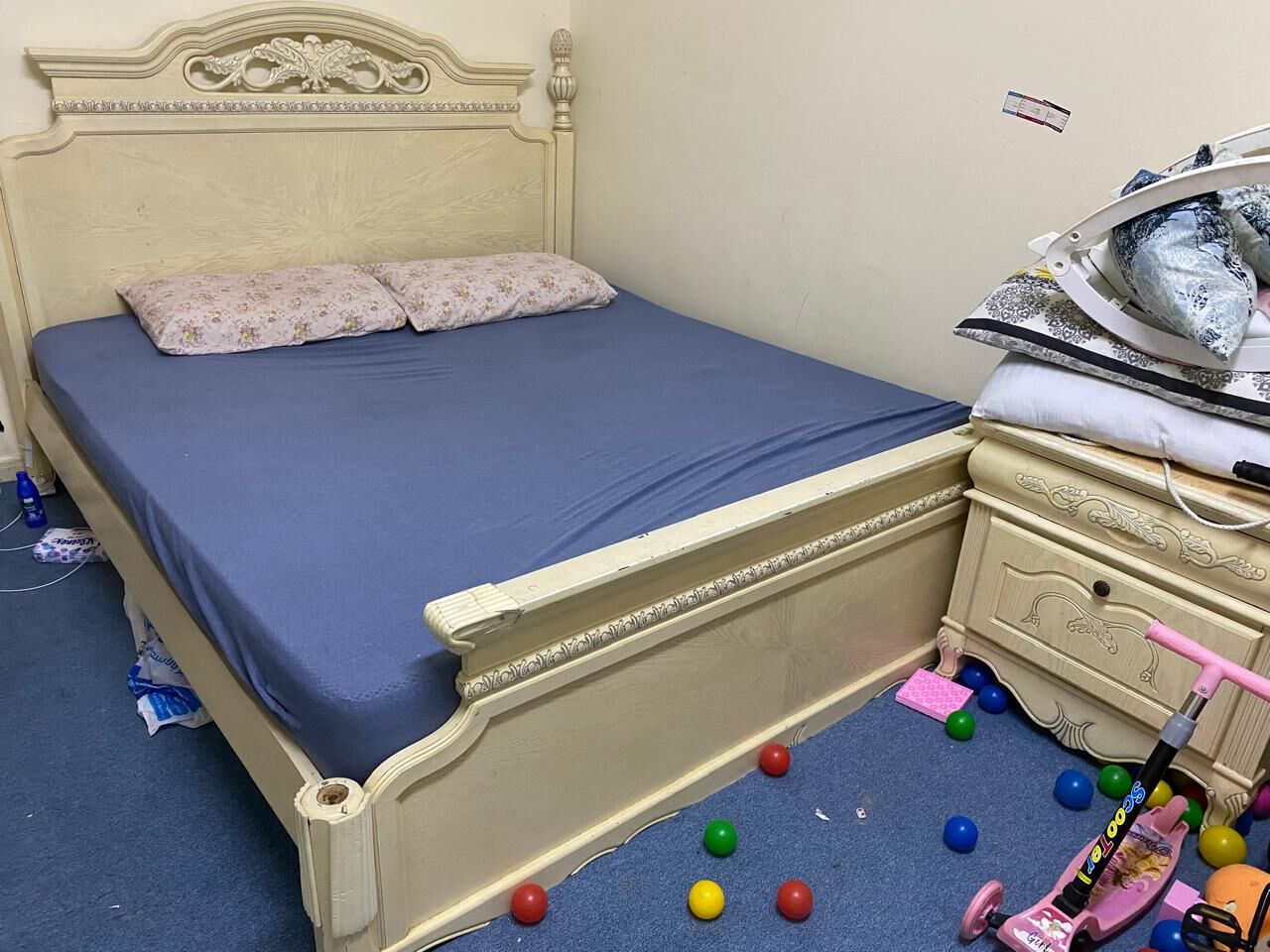 Khobar, Household Items, SAR 1000,  Bed Set, Sofa, Dinning Table, AC