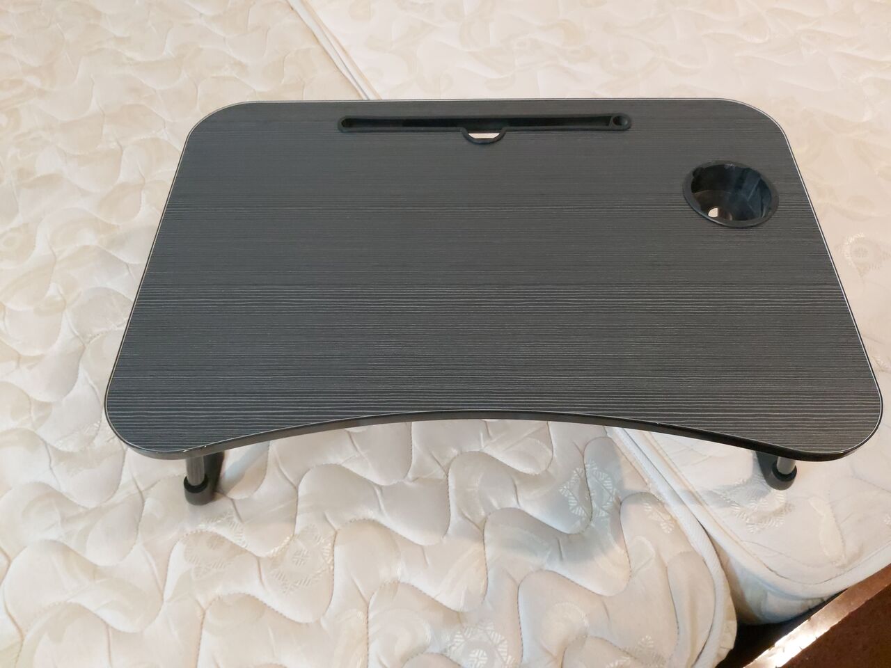 Riyadh, Computers, SAR 30,  SAR 30 - Laptop Table For Sale Unused