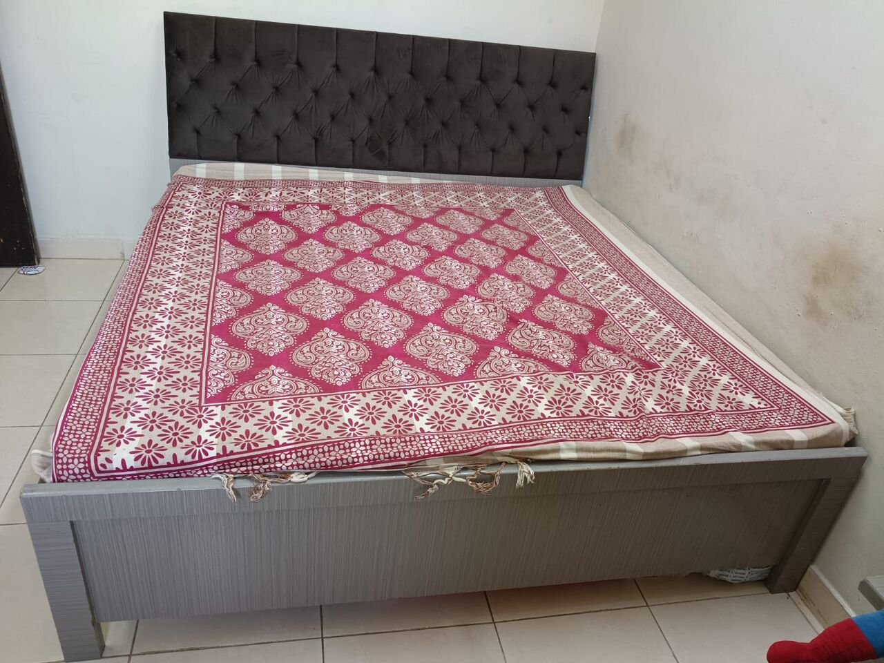 Al Khobar Al Shamalia, Furniture, SAR 1500,  Bed Set With Wardrobe, Dressing Table & Sofa Set