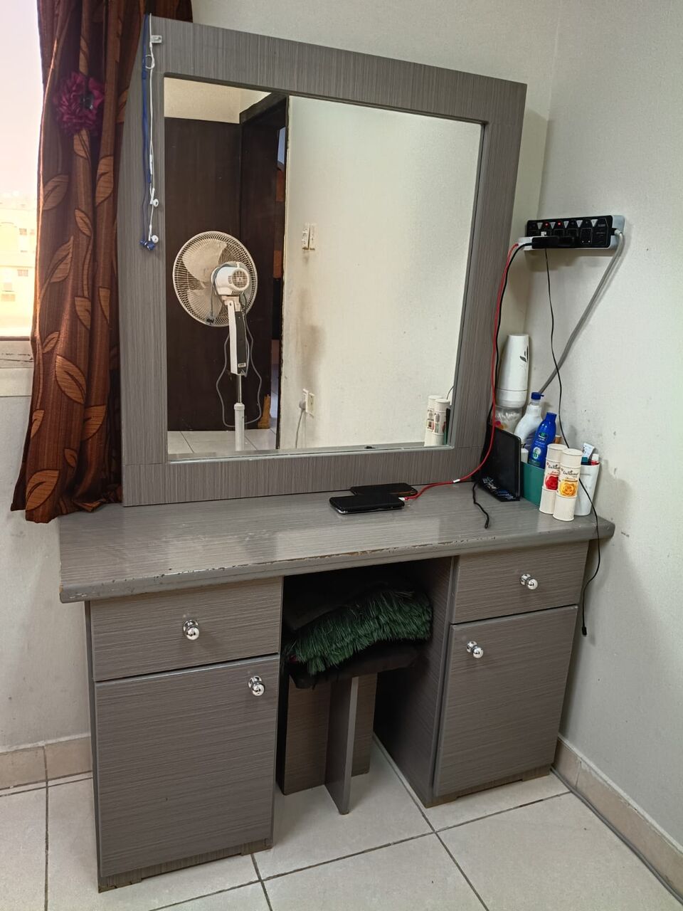 Al Khobar Al Shamalia, Furniture, SAR 1500,  Bed Set With Wardrobe, Dressing Table & Sofa Set