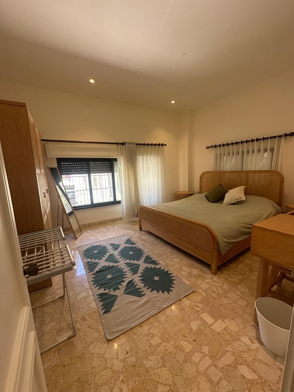 Amman, Apartments, Flats, Houses & Villas, JOD 24000/year,  Furnished,  3 BR,  Live Above The City. Live In The Heart Of It.