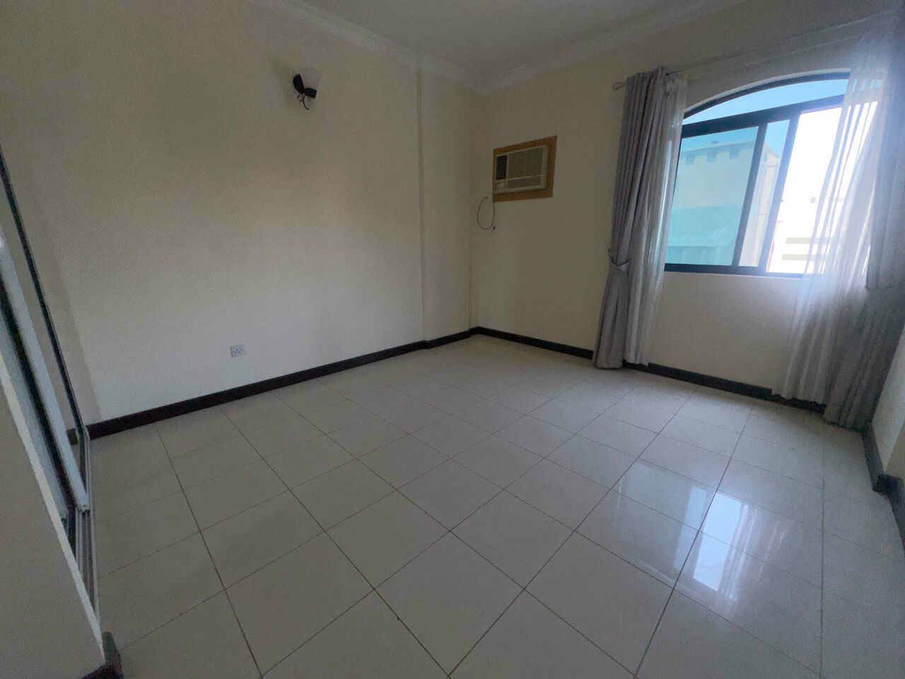 Adliya, Apartments, Flats, Houses & Villas, BHD 350/month,  3 BR,  🏡 Adliya – Spacious 3BHK Semi-Furnished Flat For Rent  💰 Rent: BD 350/- ⚡ EWA: BD 30/-