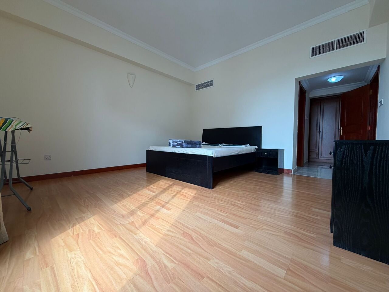 Juffair, Apartments, Flats, Houses & Villas, BHD 400/month,  Furnished,  2 BR,  Partment For Rent In Juffair | Pool, Gym & Housekeeping