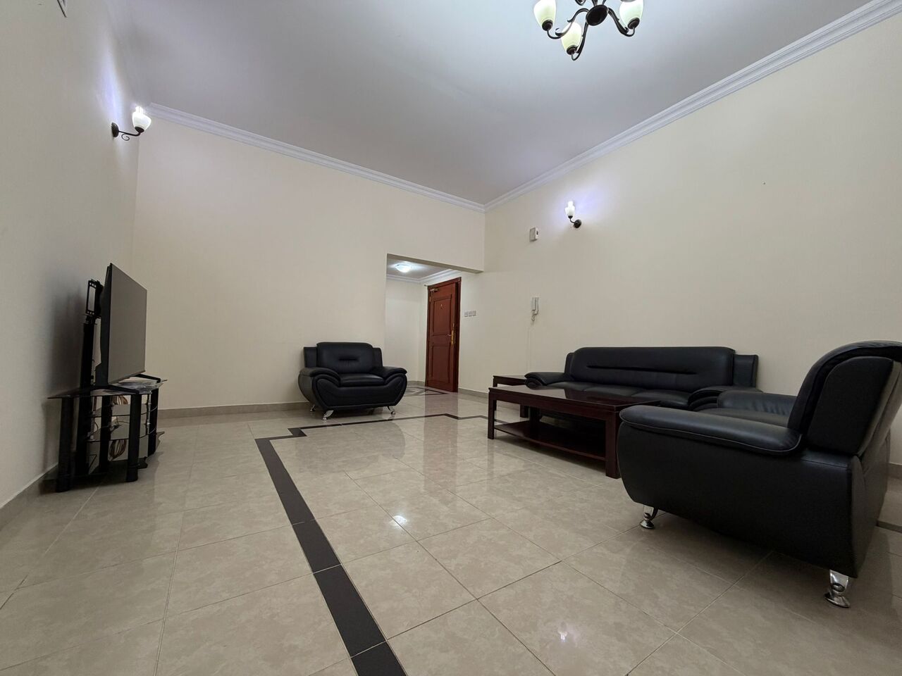 Juffair, Apartments, Flats, Houses & Villas, BHD 400/month,  Furnished,  2 BR,  Partment For Rent In Juffair | Pool, Gym & Housekeeping