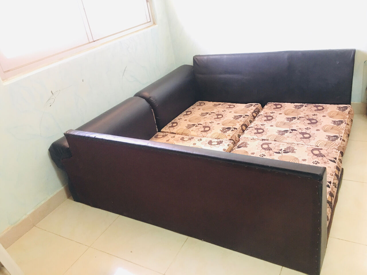 Al Iskan, Furniture, SAR 100,  Sofa Set - Floor Type