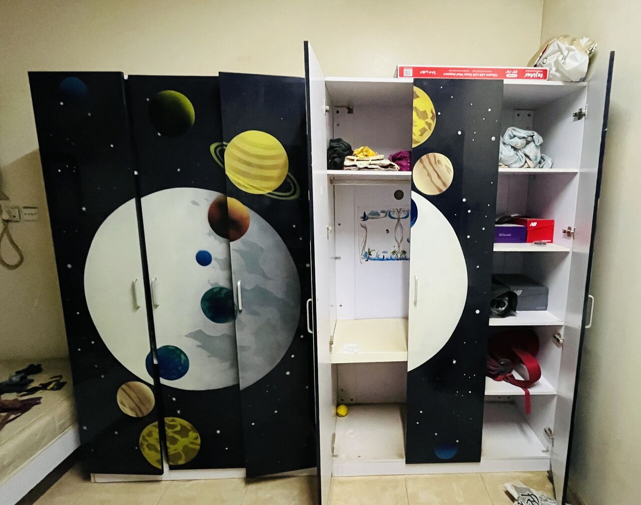 Yanbu, Furniture, SAR 250,  Almariah 6 Door
