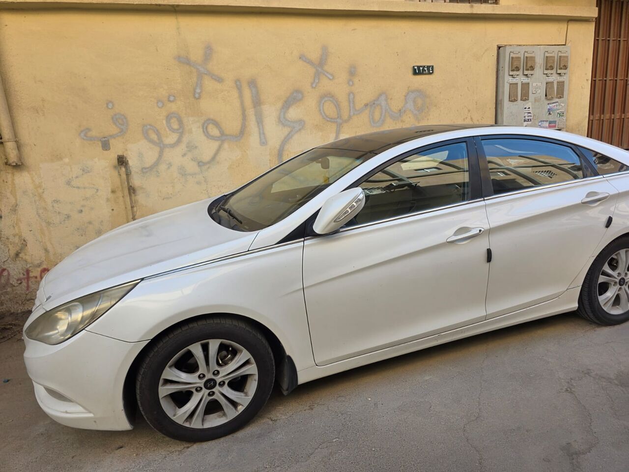 Riyadh, Vehicles, Cars & Trucks , SAR 26500,  2011,  2011,  Automatic,  455000 KM,  Need To Sale Sonata  With Sun Roof