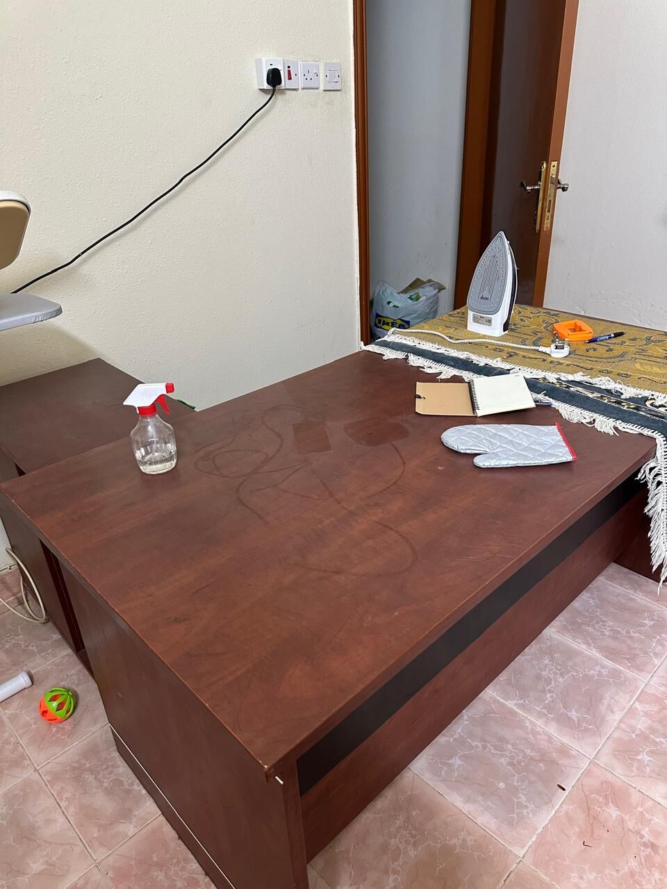 Al Manar, Furniture, SAR 3000,  BED ROOM COMPLETE SET AND NEW AIRCONDITIONERS