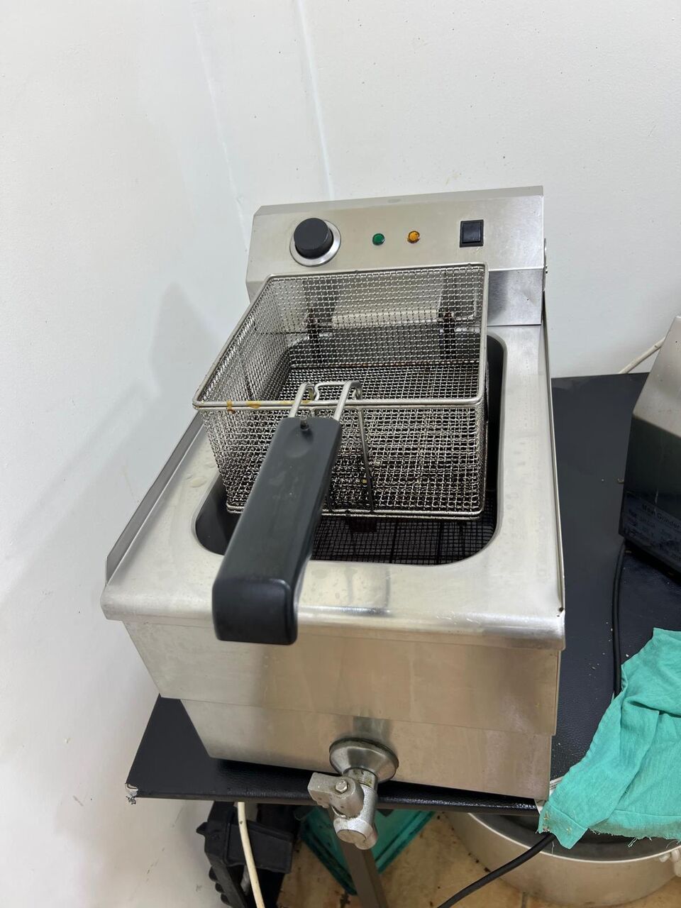 Jid Ali, Furniture, BHD 30,  Restaurant Items For Sale