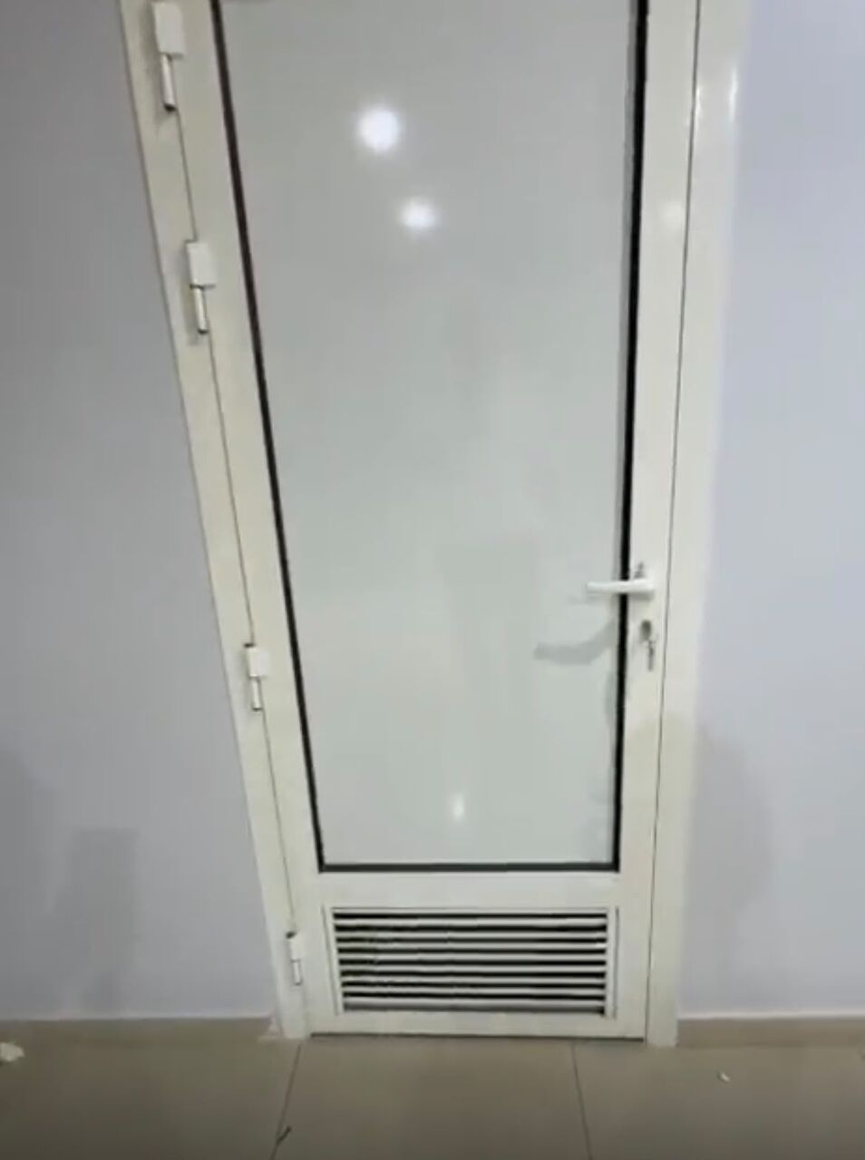 Riyadh, Apartments, Flats, Houses & Villas, SAR 20000/year,  1 BR,  Office For Rent &ndash; 1 Room With 1 Washroom  Mob.0534002323